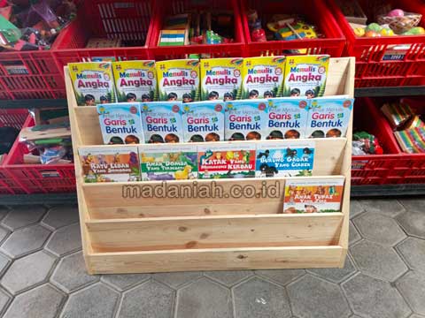 Pabrik Lemari Loker Rak Kayu PAUD TK Kota Surakarta