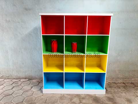 Produsen Lemari Loker Kayu PAUD TK Jember