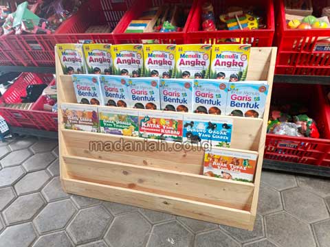 Produsen Lemari Loker Rak Buku Kayu PAUD TK Banyumas
