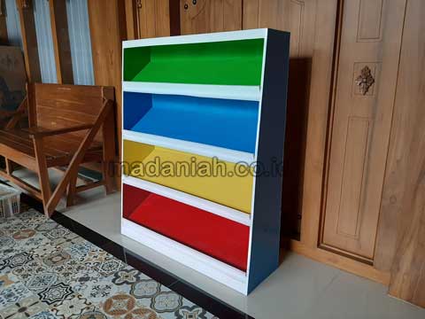 Produsen Lemari Loker Rak Kayu PAUD TK Garut