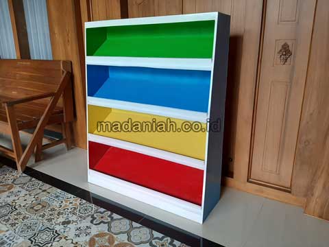 Produsen Lemari Loker Rak Kayu PAUD TK Karanganyar