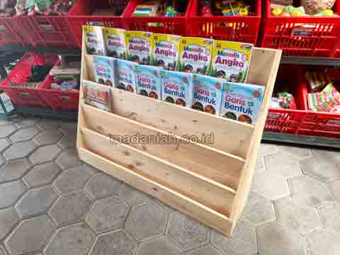 Produsen Lemari Loker Rak Kayu PAUD TK Mesuji