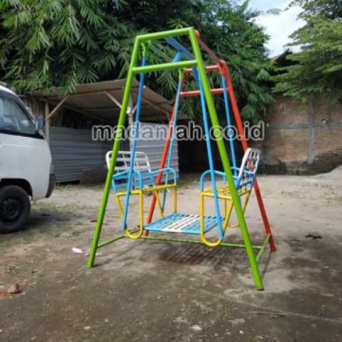 Produsen Mainan Ayunan Besi Anak TK Papua Tengah Produsen Mainan Ayunan Besi Anak TK Papua Tengah