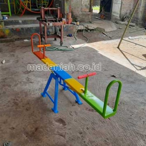 Produsen Mainan Jungkitan Anak TK Klungkung Bali Produsen Mainan Jungkitan Anak TK Klungkung Bali
