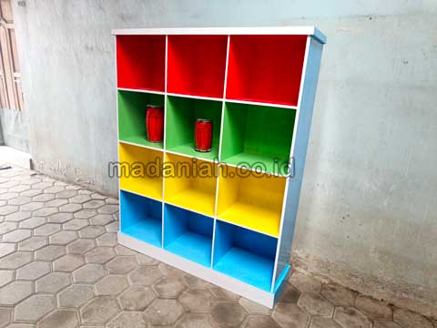 Jual Murah Lemari Loker Kayu PAUD TK Halmahera Selatan