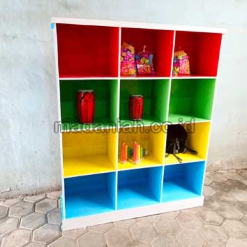 Jual Murah Lemari Loker Kayu PAUD TK Pegunungan Bintang