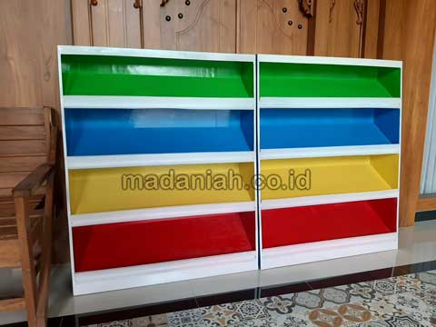 Jual Murah Lemari Loker Rak Kayu PAUD TK Belu