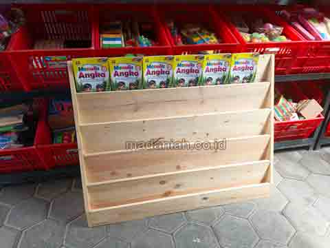 Jual Murah Lemari Loker Rak Kayu PAUD TK Bima