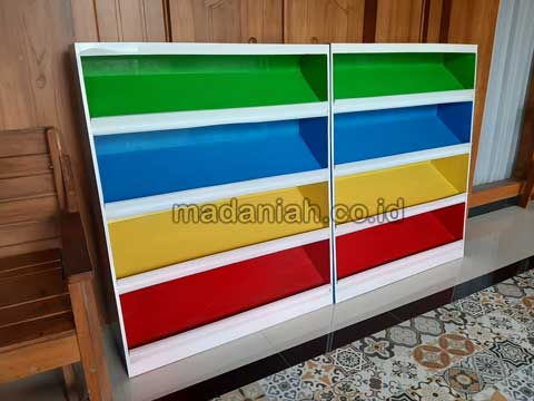 Jual Murah Lemari Loker Rak Kayu PAUD TK Bulukumba