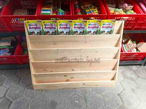 Jual Murah Lemari Loker Rak Kayu PAUD TK Kapuas