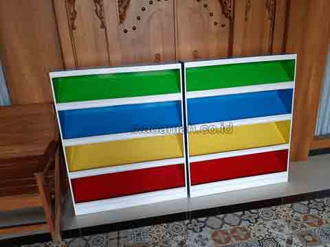 Jual Murah Lemari Loker Rak Kayu PAUD TK Pulang Pisau
