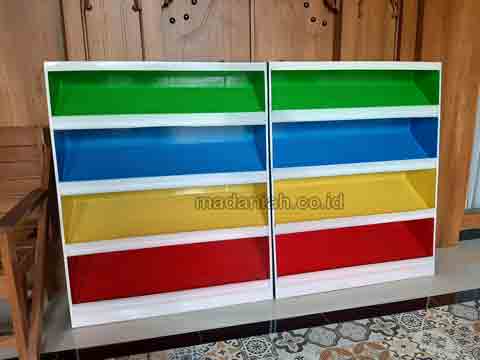 Jual Murah Lemari Loker Rak Kayu PAUD TK Tojo Una-Una