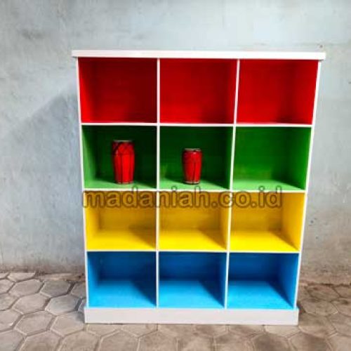 Pabrik Lemari Loker Kayu PAUD TK Alor