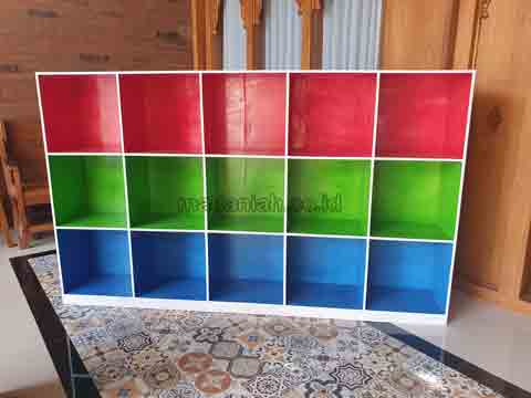 Pabrik Lemari Loker Kayu PAUD TK Jayawijaya