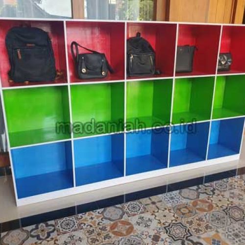 Pabrik Lemari Loker Kayu PAUD TK Kuantan Singingi Pabrik Lemari Loker Kayu PAUD TK Kuantan Singingi