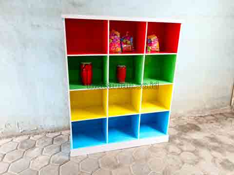 Pabrik Lemari Loker Kayu PAUD TK Padang Lawas