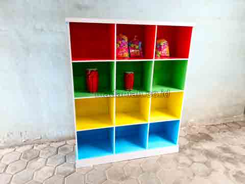 Pabrik Lemari Loker Kayu PAUD TK Toba