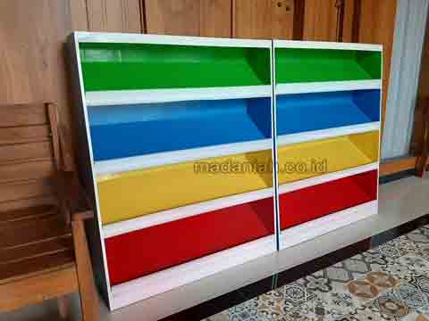 Pabrik Lemari Loker Rak Kayu PAUD TK Merauke