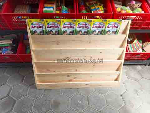 Pabrik Lemari Loker Rak Kayu PAUD TK Murung Raya