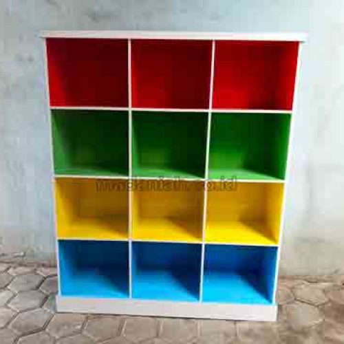 Produsen Lemari Loker Kayu PAUD TK Ambon