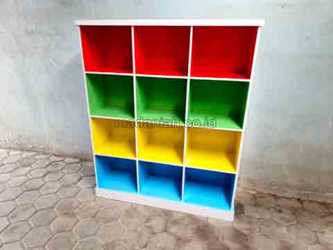 Produsen Lemari Loker Kayu PAUD TK Sikka