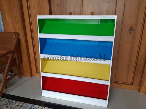 Produsen Lemari Loker Rak Kayu PAUD TK Mempawah