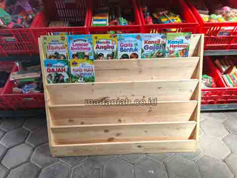 Produsen Lemari Loker Rak Kayu PAUD TK Tanjung Jabung Barat