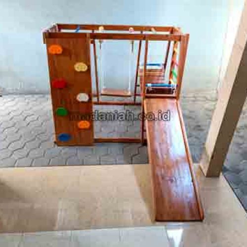 Jual Murah Playground Kayu Brakiasi Boven Digoel