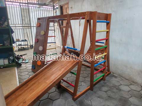 Jual Murah Playground Kayu Brakiasi Banda Aceh