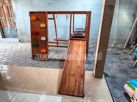 Jual Murah Playground Kayu Brakiasi Kebumen