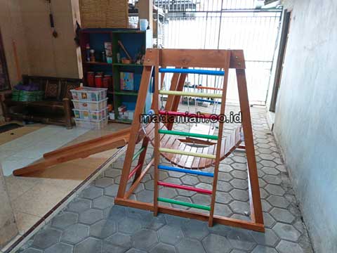 Jual Murah Playground Kayu Brakiasi Kota Mataram