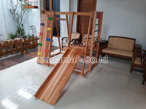 Jual Murah Playground Kayu Brakiasi Sampang