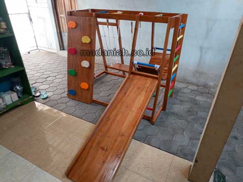 Jual Murah Playground Kayu Brakiasi Sumba Barat Daya