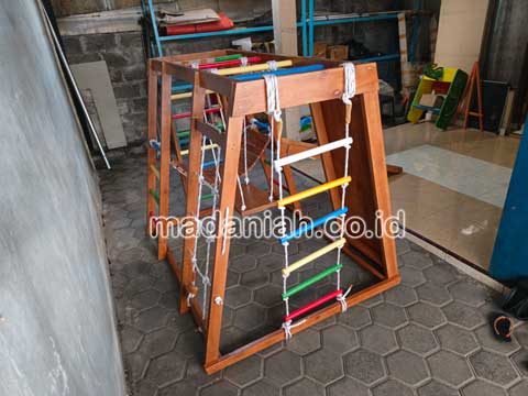 Jual Playground Kayu Brakiasi Aceh Barat Berkualitas