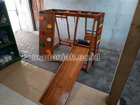 Jual Playground Kayu Brakiasi Aceh Tamiang Berkualitas