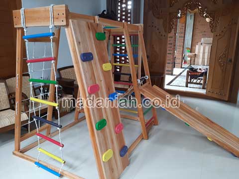 Jual Playground Kayu Brakiasi Banjarnegara Harga Murah