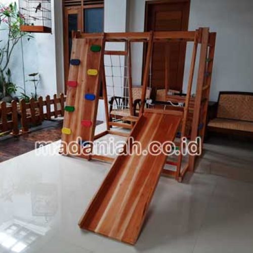 Jual Playground Kayu Brakiasi Bantul