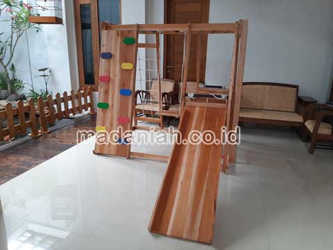 Jual Playground Kayu Brakiasi Batang