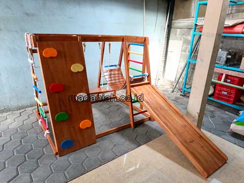 Jual Playground Kayu Brakiasi Flores Timur Harga Murah