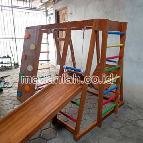 Jual Playground Kayu Brakiasi Halmahera Utara
