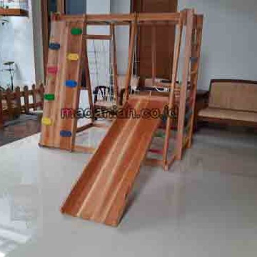 Jual Playground Kayu Brakiasi Jayawijaya