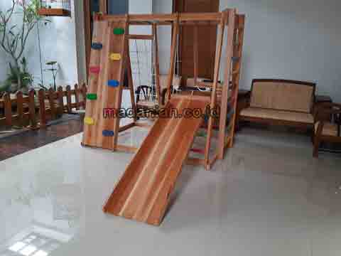 Jual Playground Kayu Brakiasi Jayawijaya