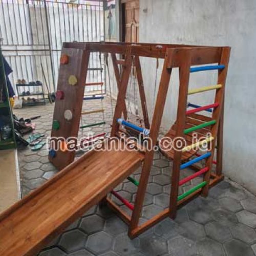 Jual Playground Kayu Brakiasi Katingan