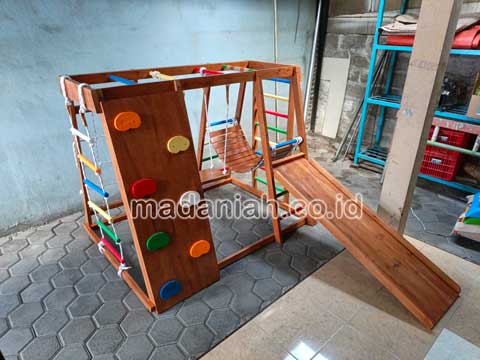 Jual Playground Kayu Brakiasi Kebumen