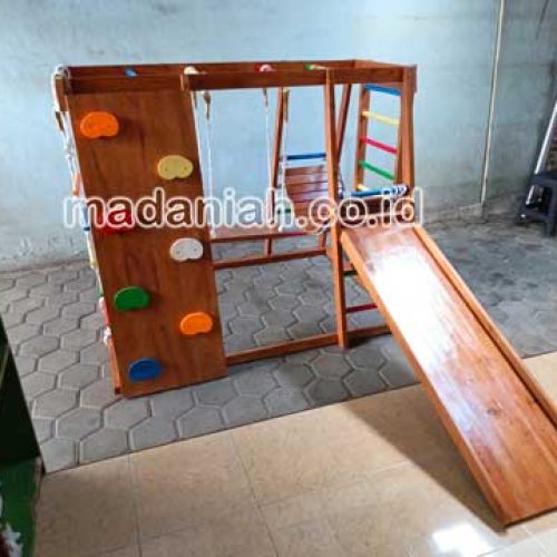 Jual Playground Kayu Brakiasi Kepulauan Selayar Jual Playground Kayu Brakiasi Kepulauan Selayar