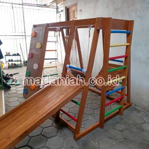 Jual Playground Kayu Brakiasi Pulau Taliabu