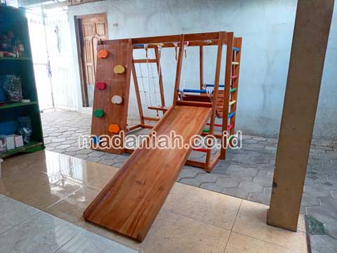 Jual Playground Kayu Brakiasi Purwakarta Harga Murah