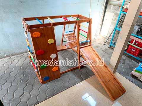 Jual Playground Kayu Brakiasi Purwakarta