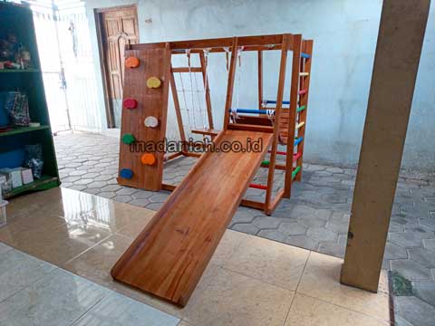 Jual Playground Kayu Brakiasi Rote Ndao Harga Murah