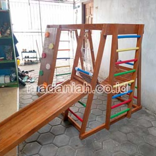 Jual Playground Kayu Brakiasi Singkawang Jual Playground Kayu Brakiasi Singkawang